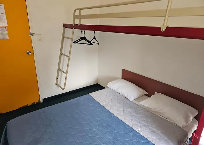 Formul'eco 3* Louvroil